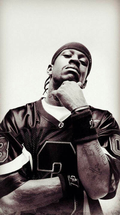 国王杯前瞻：塔拉维亚欲扮巨人杀手，皇马视晋级为首要目标（国王杯前瞻：塔拉维亚力求爆冷，皇马以晋级为先）