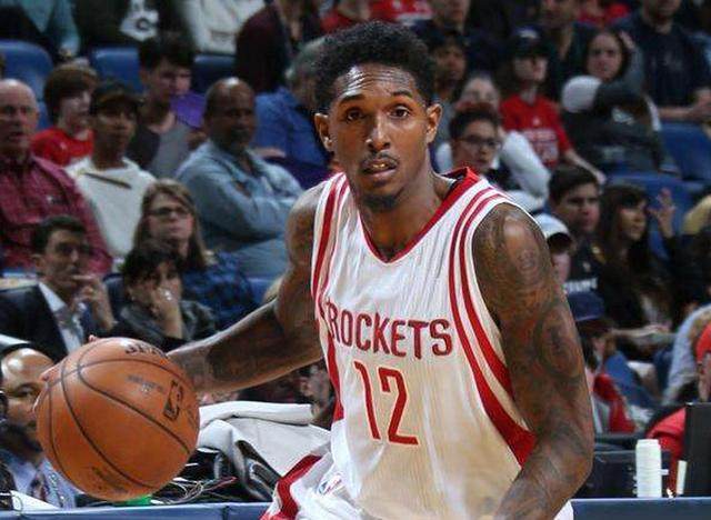 埃托奥澄清竞选总统传言：这个问题造成了我目前99%的烦恼（埃托奥否认竞选总统传闻：99%的烦恼都源于此）