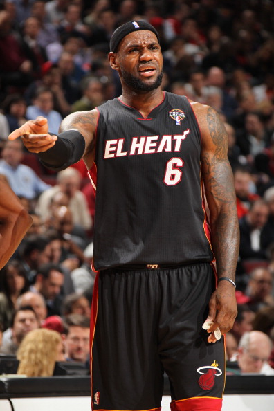 立陶宛主帅：荷兰喜欢倒脚阵地战进不了球，将给我们防反机会（立陶宛主帅：荷兰偏爱传控但阵地战乏力，我们将寻求防反良机）