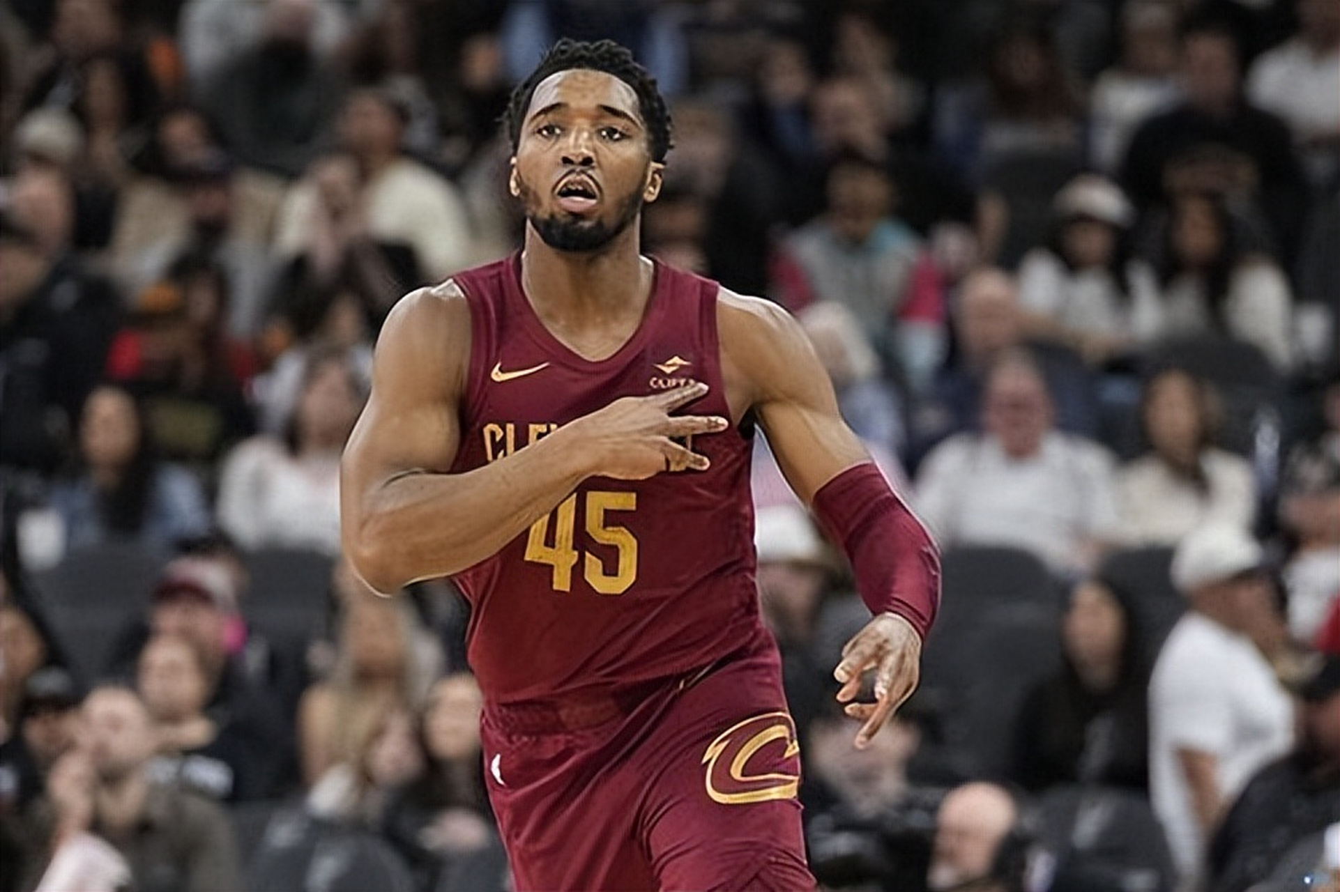 德拉富恩特：若十年后没伤病，亚马尔能够比肩C罗、马拉多纳（德拉富恩特：若未来十年无伤病，亚马尔可比肩C罗与马拉多纳）