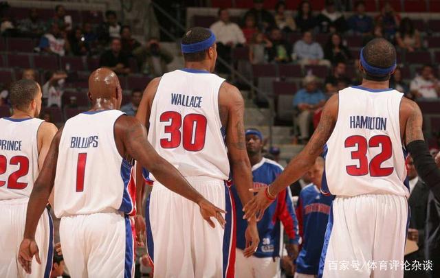 佩莱格里尼：我们正走在正确的道路上；现在我的身体状况很好（佩莱格里尼：球队正朝着正确方向前进，我目前的身体状态良好）