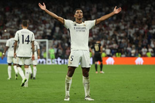 帕瓦尔：我之前运气不太好；达里尔-巴科拉非常有天赋（帕瓦尔：此前运气欠佳，达里尔-巴科拉天赋出众）