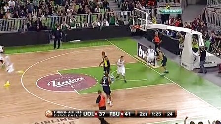 TA：纽卡正关注德甲市场，有意引进哈努斯和科贝尔（TA：纽卡盯上德甲，锁定哈努斯与科贝尔）