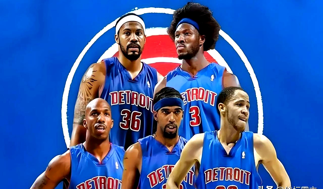 足球国足专机启程，目标三连胜（国足包机起航，剑指三连胜）