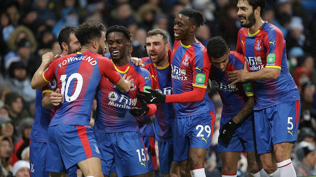 浙江男篮主场多名球迷喊黑哨，CBA官方严厉警告并责令整改（浙江男篮主场球迷高喊“黑哨”，CBA官方予以严正警告并责令整改）