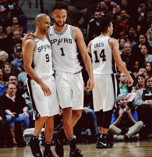 篮球战术中的挡拆精髓（篮球挡拆战术的精要）