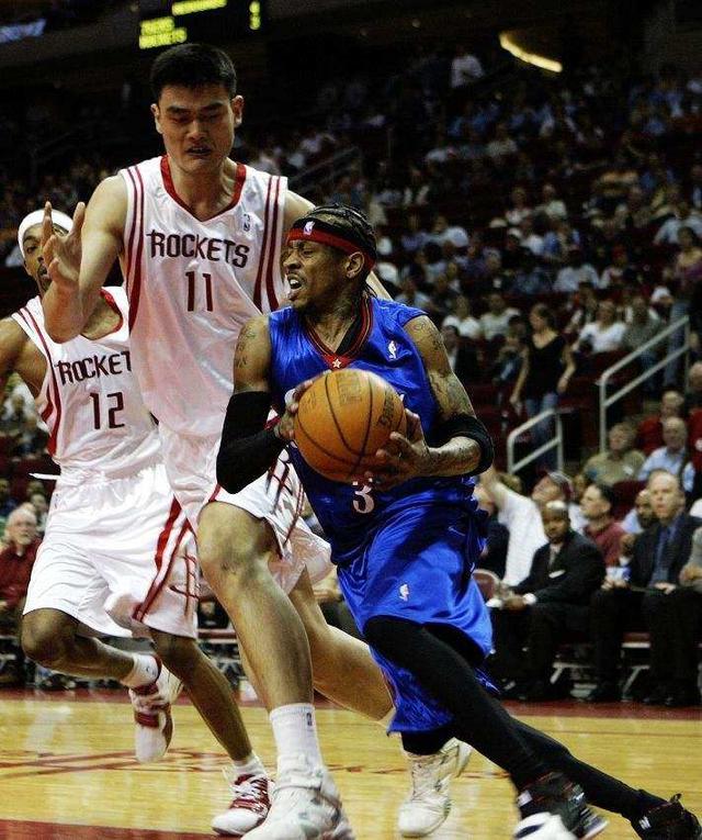 表现平平！阿德巴约13中6拿到16分10板4助 抢到4个前场篮板（发挥一般，阿德巴约13投6中得16分10篮板4助攻，抢下4个前场篮板）