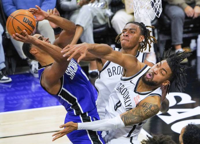 SGA连体衣的时尚潮流（SGA连体衣潮流风尚）